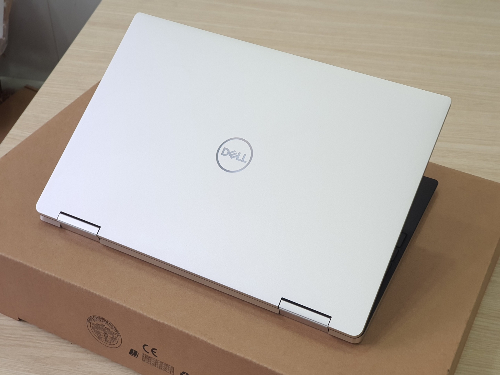 Dell xps 9310 2in1 mẫu laptop xách tay đáng mua nhất lúc này